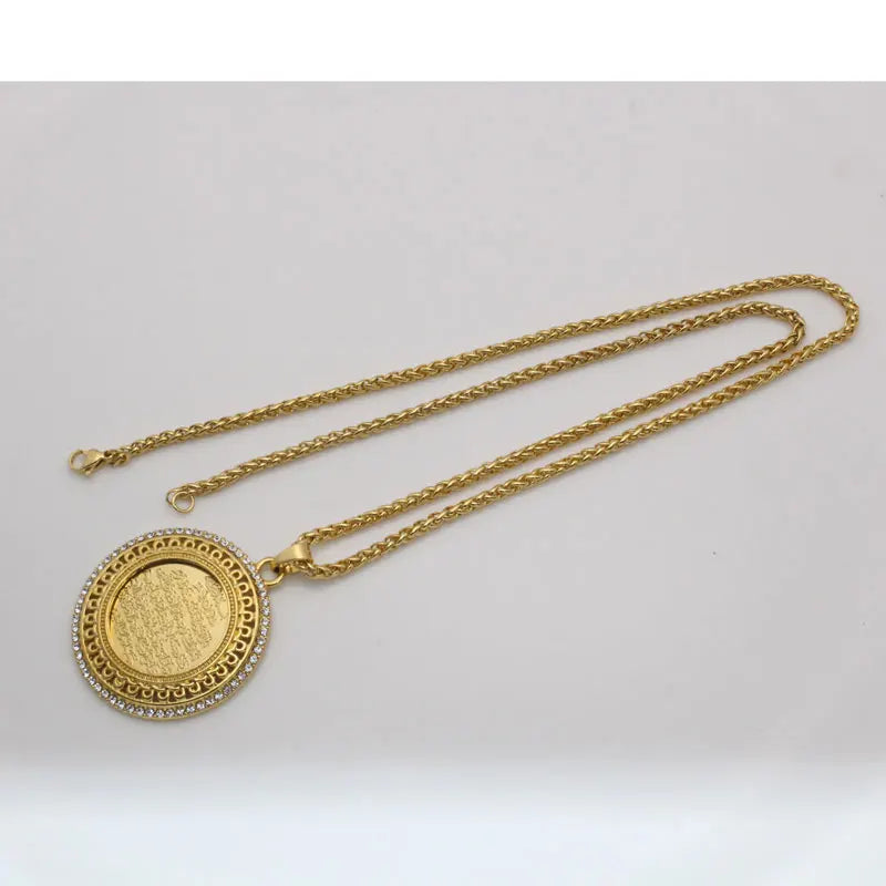 AYATUL KURSI crystal Pendant necklace